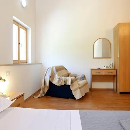 بيت للعطل House Marijan