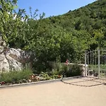 House Marijan * Šestanovac